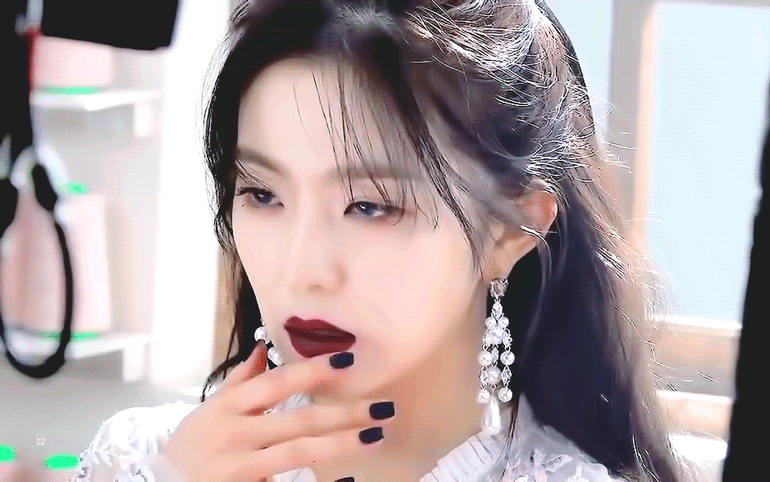 Psycho 뮤비 비하인드 아이린.gif | 인스티즈