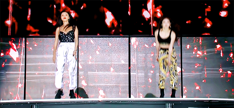 가요대전 청하 화사.gif | 인스티즈