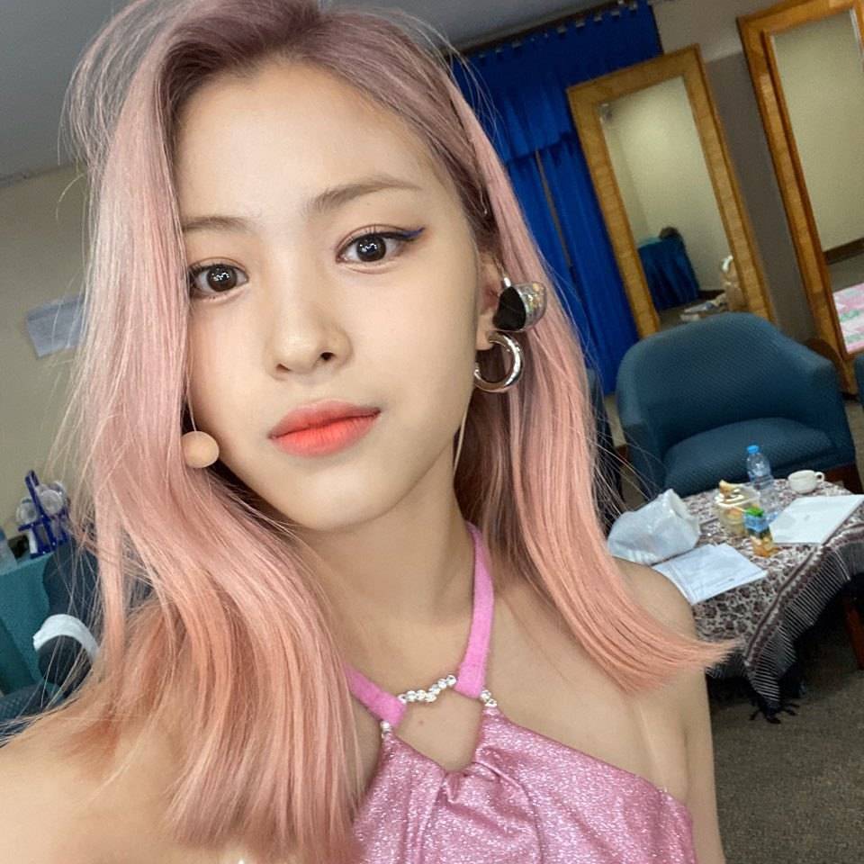 오늘 폭풍 업뎃한 ITZY 인스타그램.jpg | 인스티즈