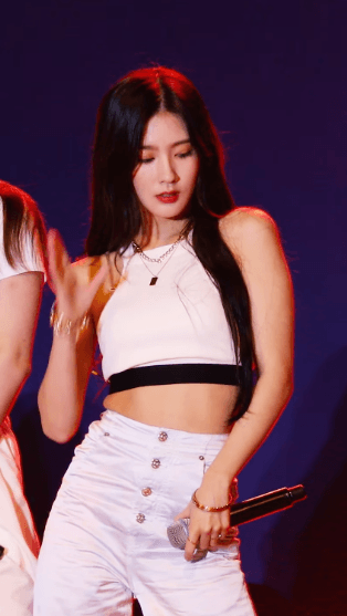  요즘 걸그룹 메인보컬 중에 제일 예쁘다고 생각함 | 인스티즈