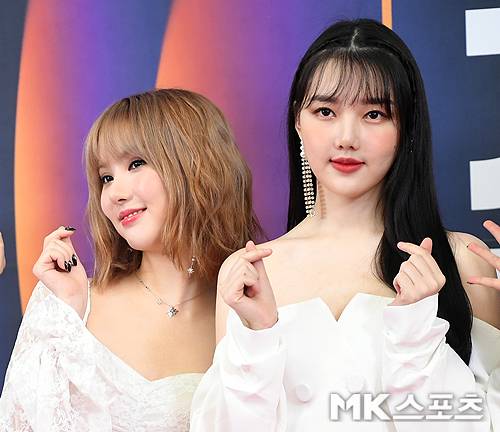 여자친구 sbs 가요대전 레드카펫.jpg | 인스티즈