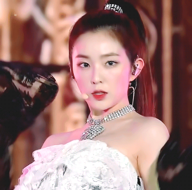 어제 가요대전 포니테일 아이린의 미모 ㄷㄷㄷ.gif | 인스티즈