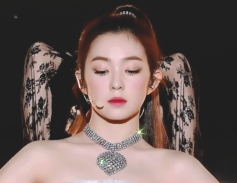 어제 가요대전 포니테일 아이린의 미모 ㄷㄷㄷ.gif | 인스티즈