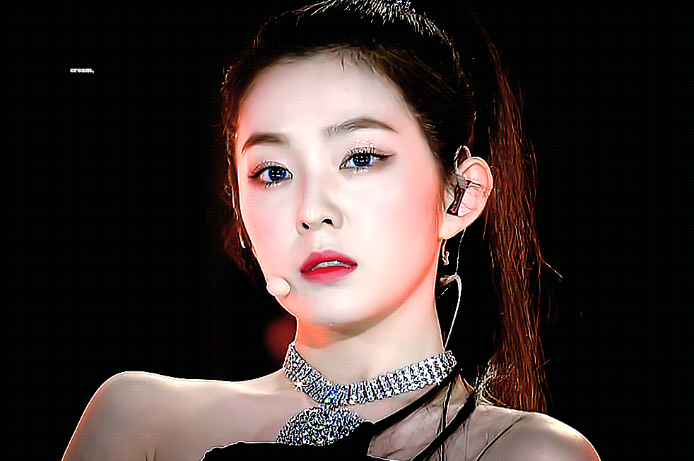 어제 가요대전 포니테일 아이린의 미모 ㄷㄷㄷ.gif | 인스티즈