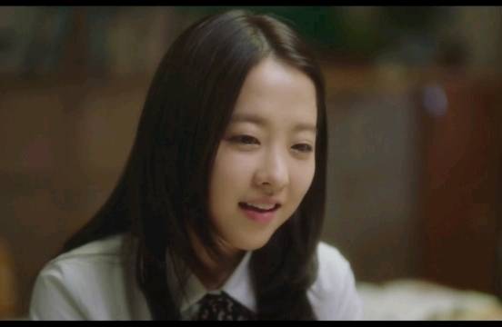 나이가 차서 이제 교복연기는 무리일 거라는 박보영.jpgif | 인스티즈