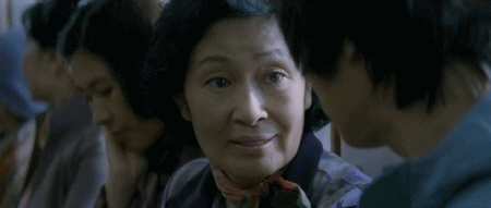 영화 [마더] 에서 김혜자가 자기보고 죽어라 그러는 거 같았다는 연기 | 인스티즈