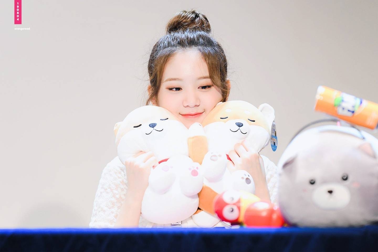 치즈버거에 꼭 치즈 두 장 해서 먹는 아이돌 | 인스티즈