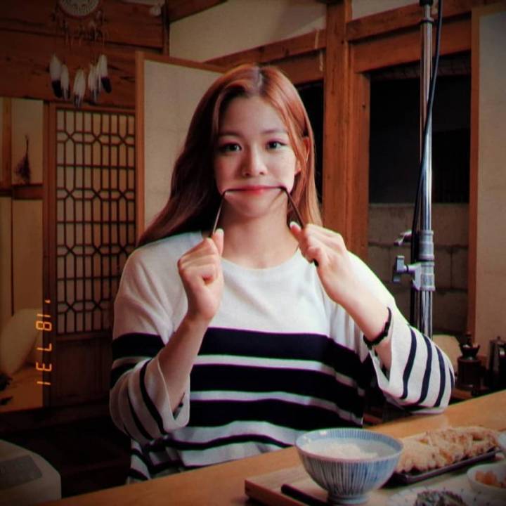 프로미스나인 일곱째 이채영 | 인스티즈