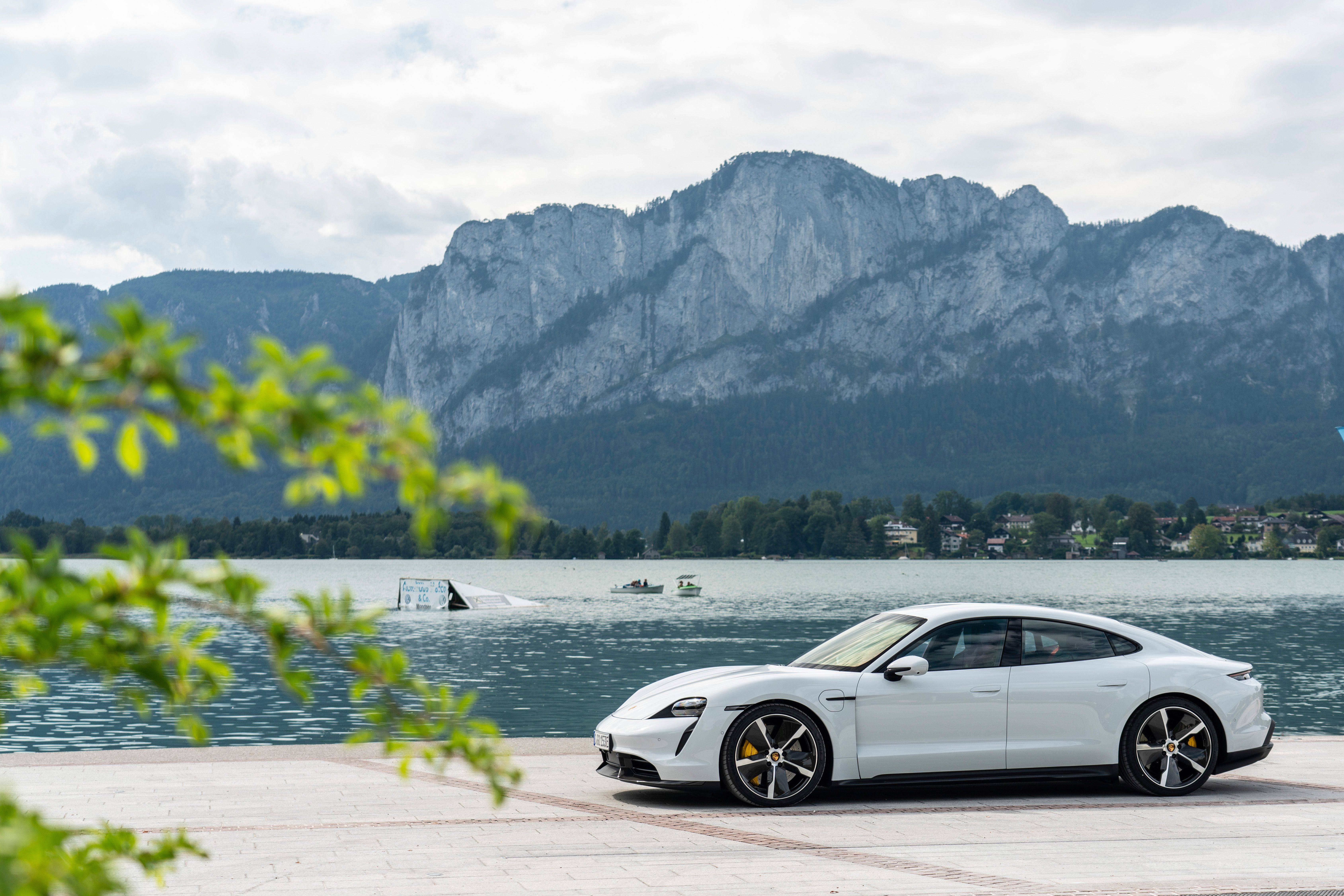 2020 포르쉐 타이칸 터보 S [데이터주의] | 인스티즈