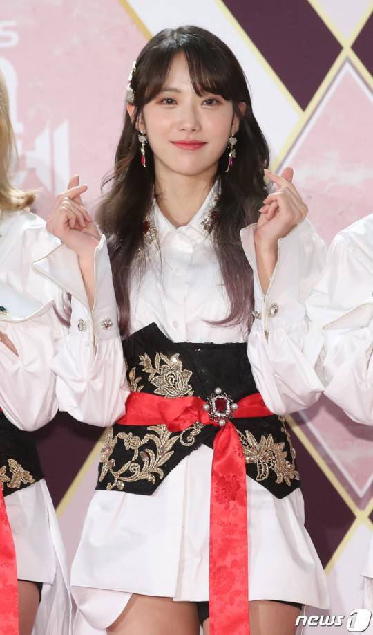 팀 우주소녀 2019 시즌 연말 무대.jpgif | 인스티즈