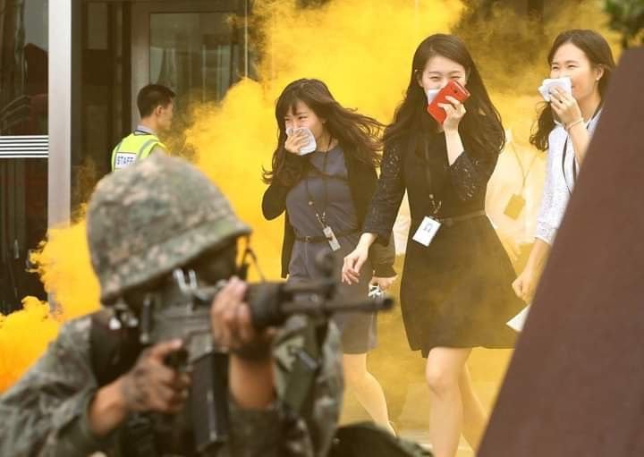 한국에서 처음 겪어본 위기에 동공지진 온 외국인 | 인스티즈