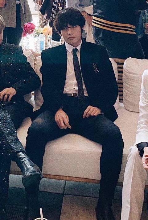 2019 방탄소년단 뷔 얼굴.jpgif | 인스티즈