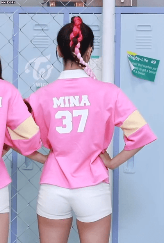 묘이 미나인 척하는 펭귄 | 인스티즈