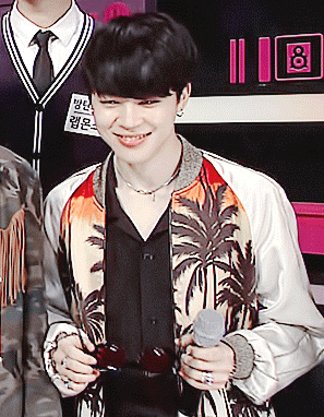 머리색이 거의 다 잘받는것 같은 지민.jpg | 인스티즈