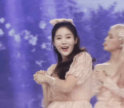 가요대제전 다섯번째계절 오마이걸.gif | 인스티즈
