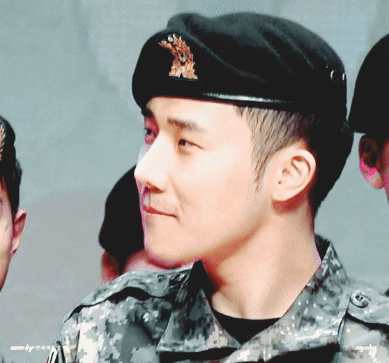 일주일 뒤 전역하는 아이돌 | 인스티즈