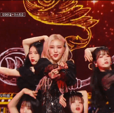 가요대제전 오마이걸x아스트로.gif | 인스티즈