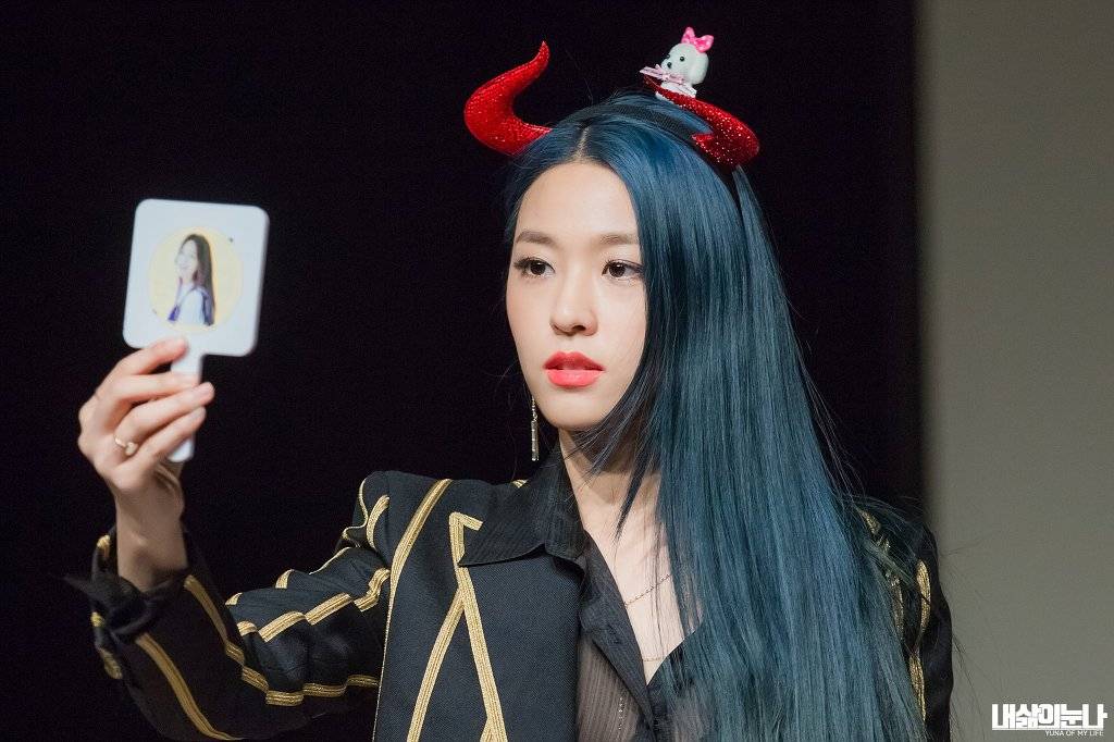 오늘 생일을 맞은 설현이.jpgif | 인스티즈