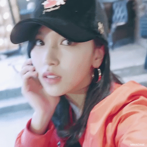 윙크하는 미나.gif | 인스티즈