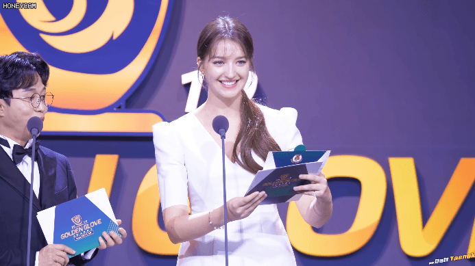 안젤리나 다닐로바.gif | 인스티즈