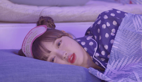 오마이걸 유아, 아린 눕방.gif | 인스티즈