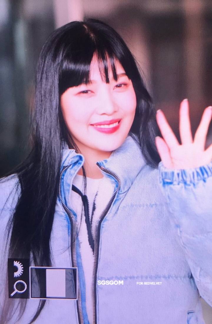 레드벨벳 조이 오늘자 해피투게더 녹화 출퇴근길 | 인스티즈