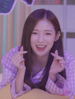 오마이걸 유아, 아린 눕방.gif | 인스티즈