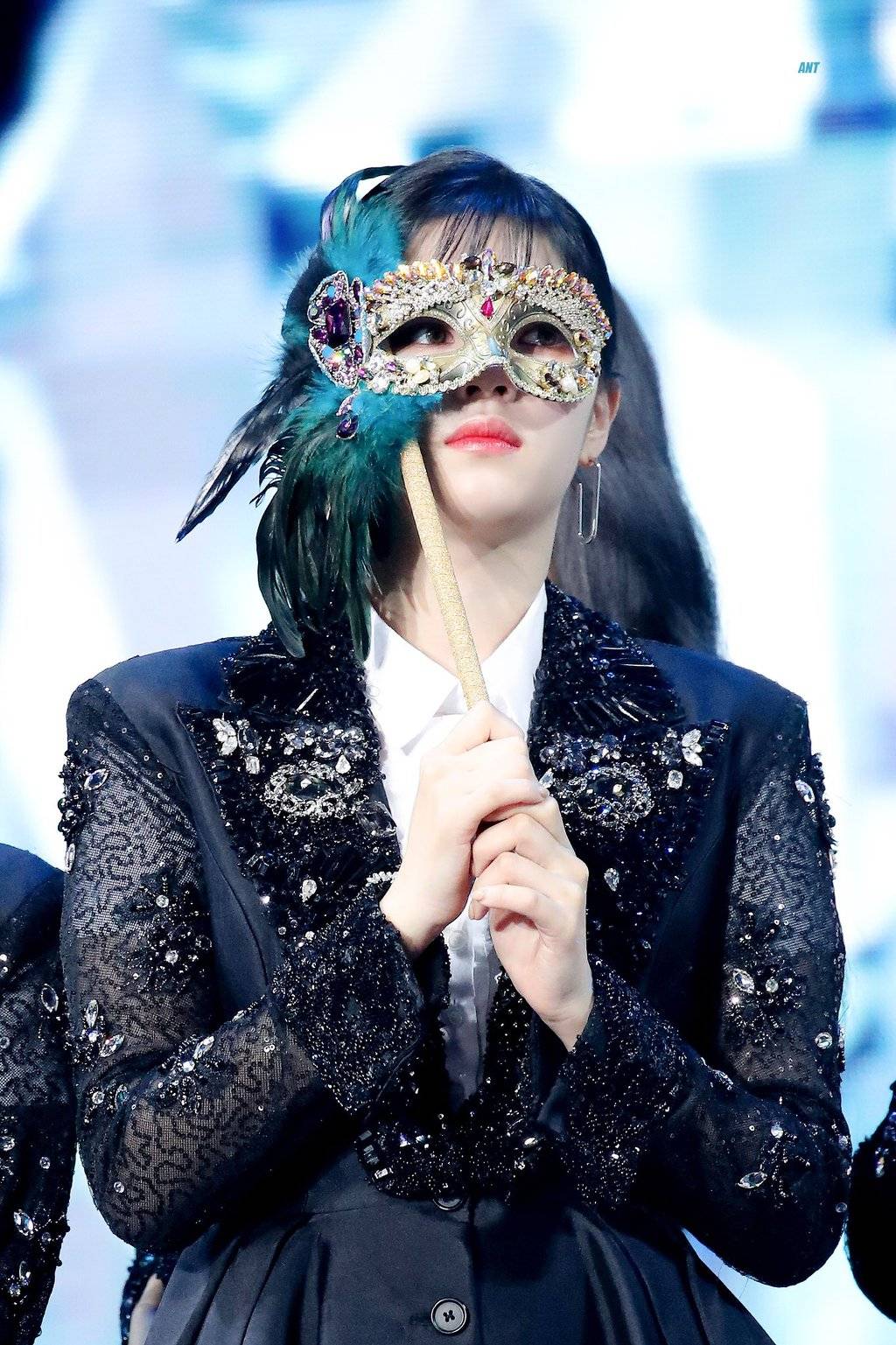 감탄만 나오는 최근 쯔위의 미모.jpgif | 인스티즈