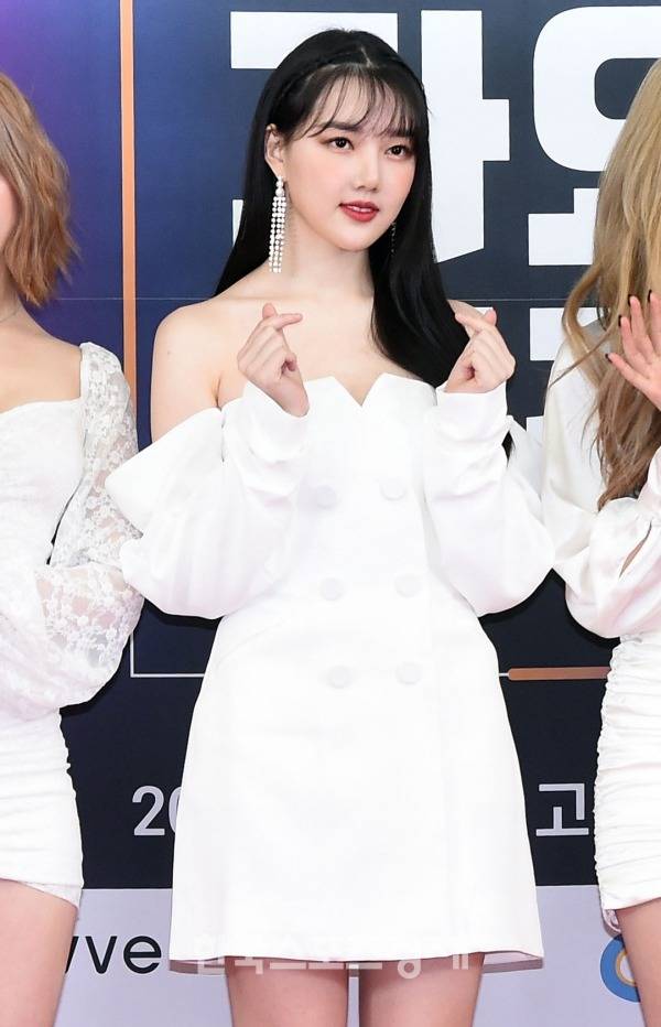 2020년 첫 여자친구 예린이.jpgif | 인스티즈