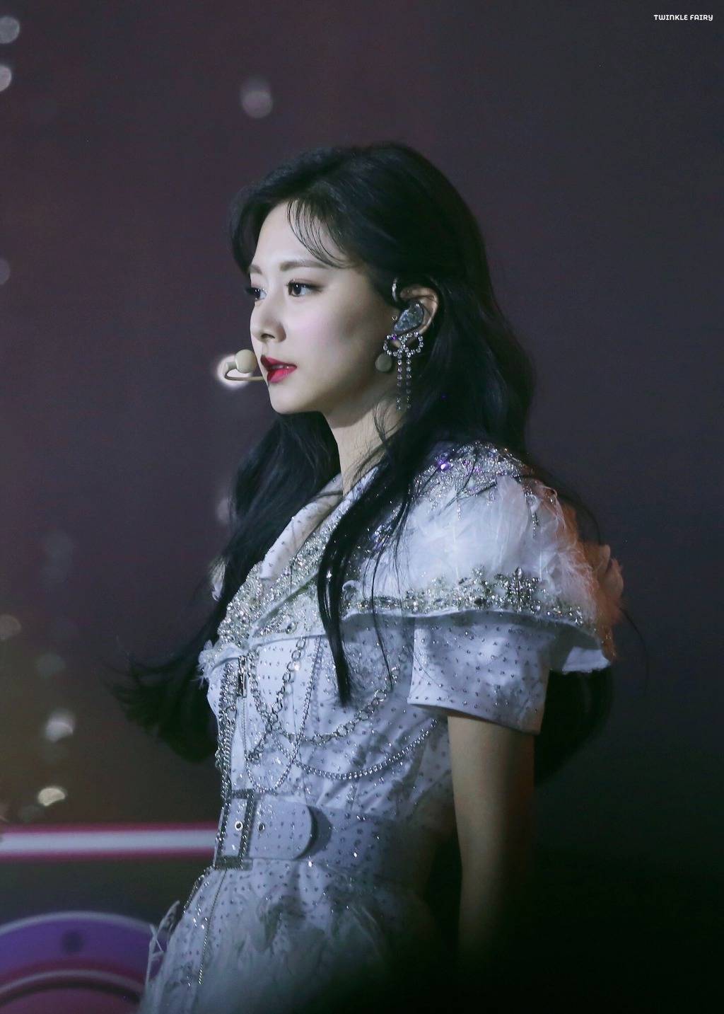 감탄만 나오는 최근 쯔위의 미모.jpgif | 인스티즈