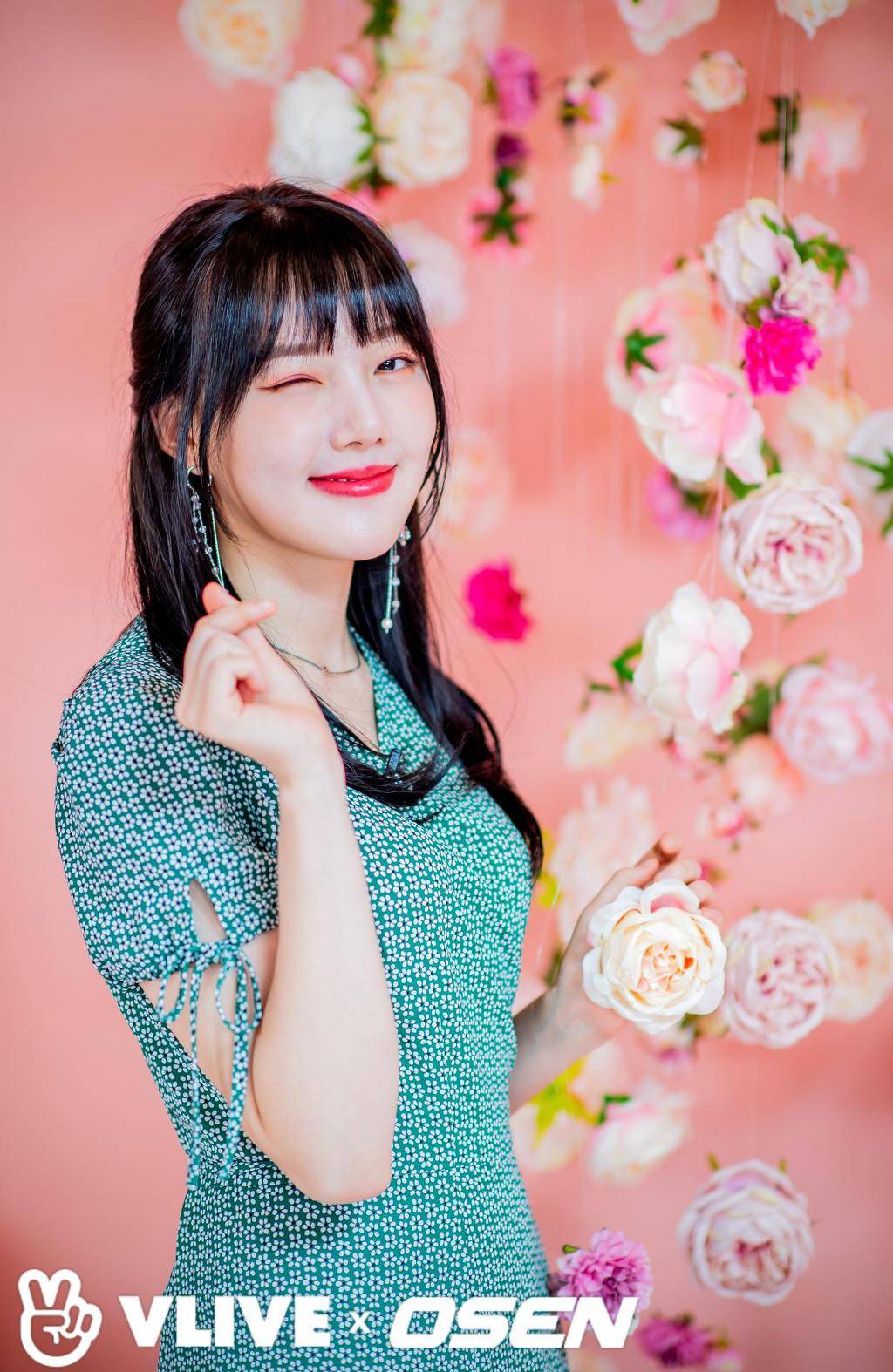 2020년 첫 여자친구 예린이.jpgif | 인스티즈