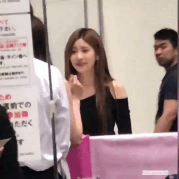 아이즈원 김민주 실물 느낌.gif | 인스티즈