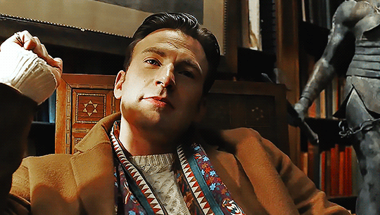 영화 나이브스 아웃.gif | 인스티즈