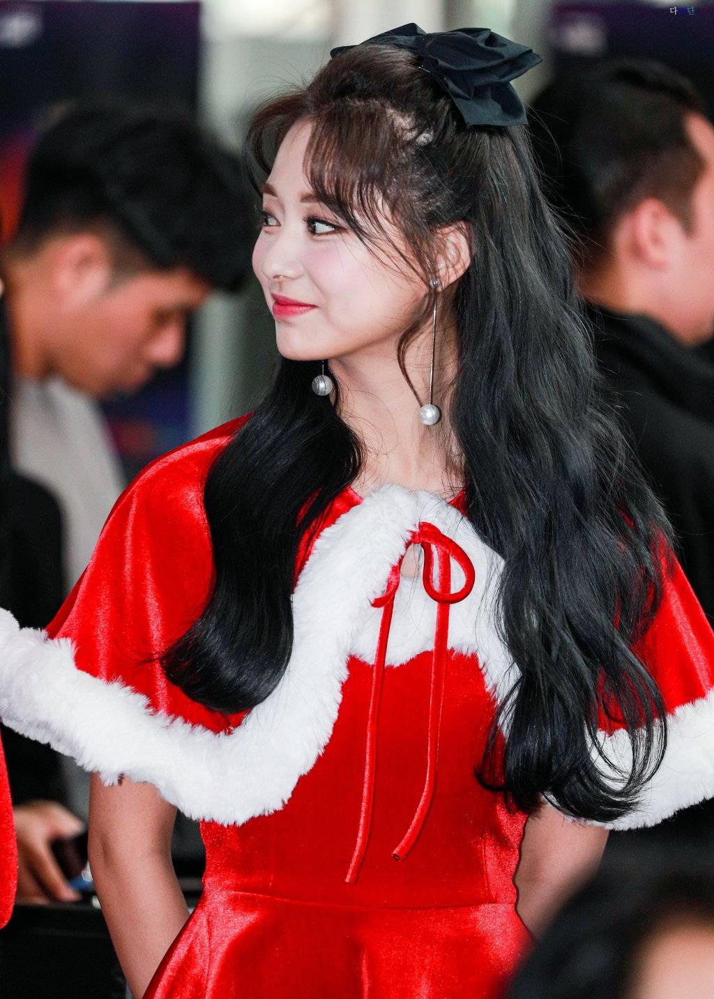 감탄만 나오는 최근 쯔위의 미모.jpgif | 인스티즈