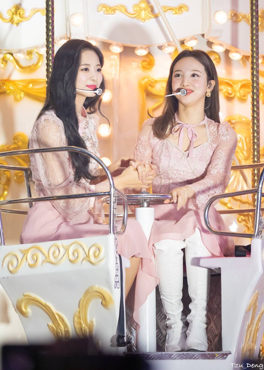 감탄만 나오는 최근 쯔위의 미모.jpgif | 인스티즈