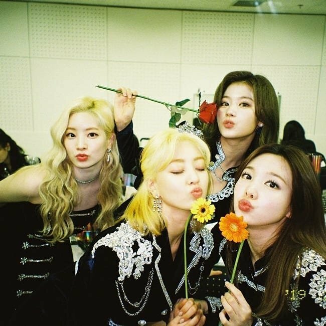 트와이스, 어제자 골든디스크 (데이터 주의) | 인스티즈