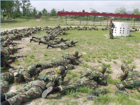 군대에서 사격으로 포상 받은 적 있다 vs 한번도 없다 | 인스티즈
