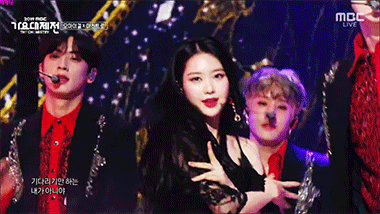 [움짤] 작년 가요대제전 무대에서 이뻤던 오마이걸 지호.gif | 인스티즈