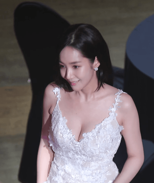 은근히 이쁜 배우 박민영 | 인스티즈