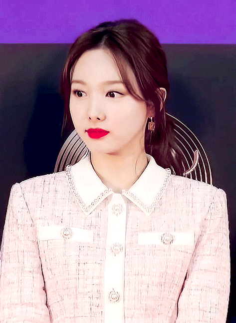 천사 날개가 보이는 나연이 ㅋㅋㅋㅋㅋㅋㅋ | 인스티즈