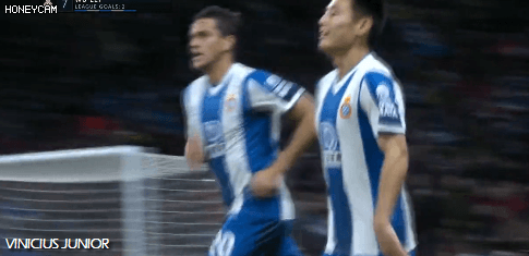 카탈루냐 더비에서 사고치는 우레이.gif | 인스티즈