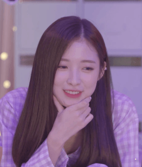 오마이걸 유아, 아린 눕방.gif | 인스티즈