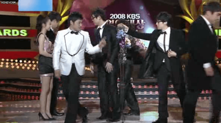 연예대상 시상식에서 산만한 개그맨들 | 인스티즈