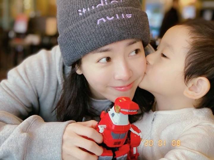 방금자 한지민 인스타 사진 | 인스티즈