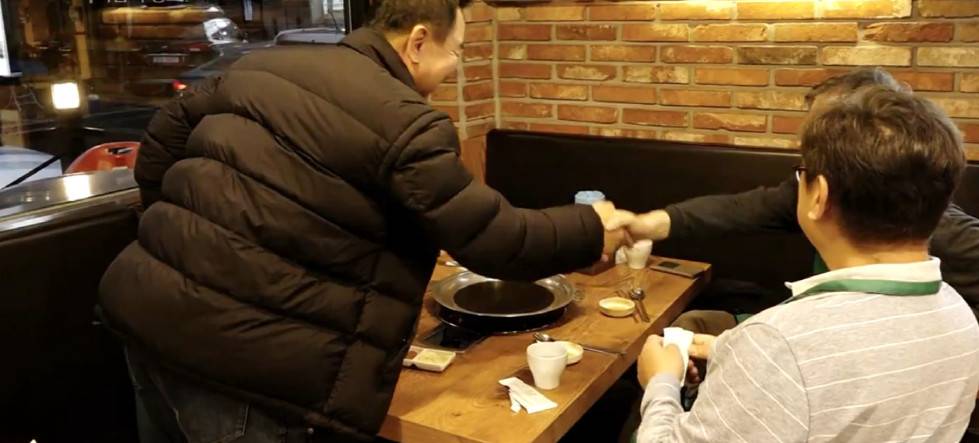 담배는 끊었지만 술의 유혹에서 벗어나지 못하는 58살 남성의 음주 습관 | 인스티즈