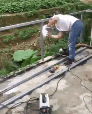 7등급 용접공.gif | 인스티즈