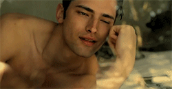 저는 그냥 수많은 갈색머리에 파란눈을 가진 남자중에 한명이에요 | 인스티즈