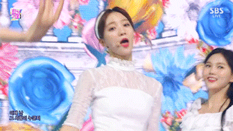 우결은 태연이랑 찍었는데 다른멤버들이랑 더 달달한 정형돈ㅋㅋ | 인스티즈