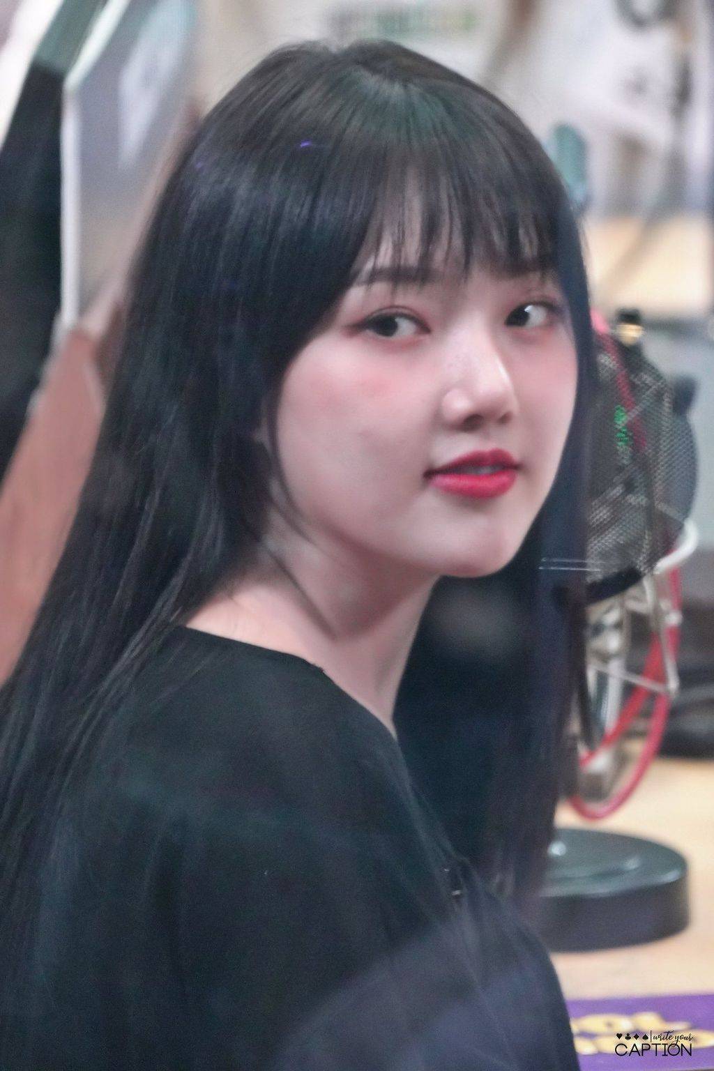 2020년 첫 여자친구 예린이.jpgif | 인스티즈