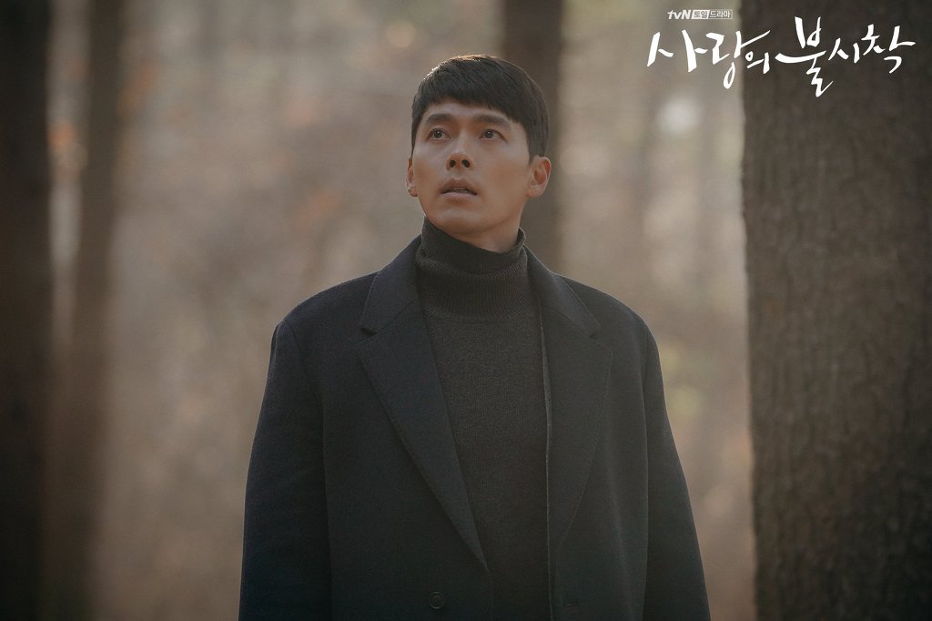 tvN 사랑의 불시착 현빈 리정혁 스틸.jpg | 인스티즈